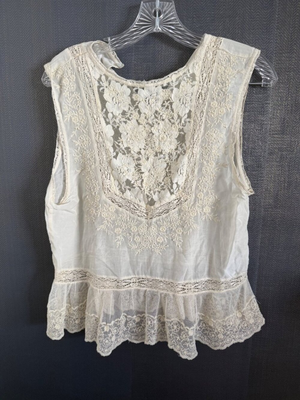 Zara Lace Embroidered Ivory Sleeveless Blouse With Ruffle Hem Womens Large